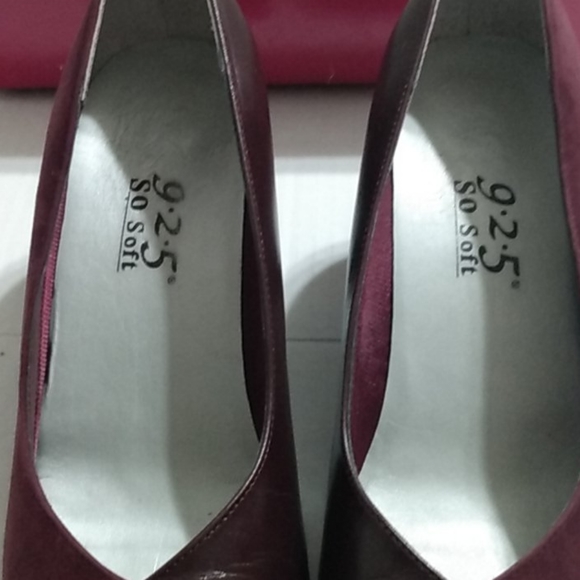 Ladies Villagers Burgundy Shoes Size 8 Make An Offer - Picture 7 of 12
